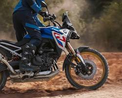 Motorcycle rental at Elway Powersports of Laramie